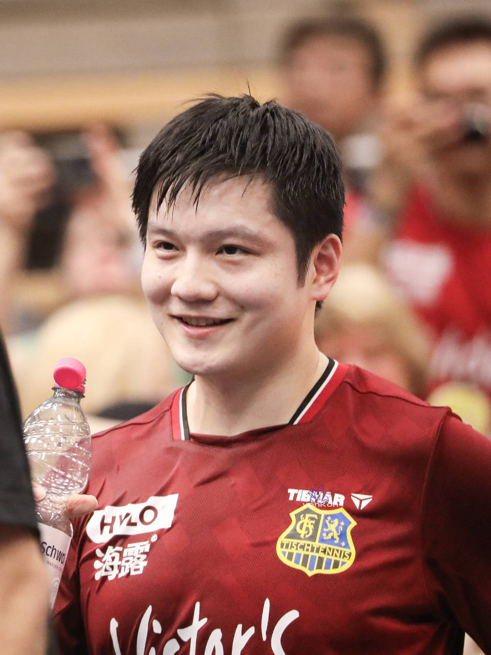 英国乒乓球队逆转法国乒乓球队，樊振东关键制胜