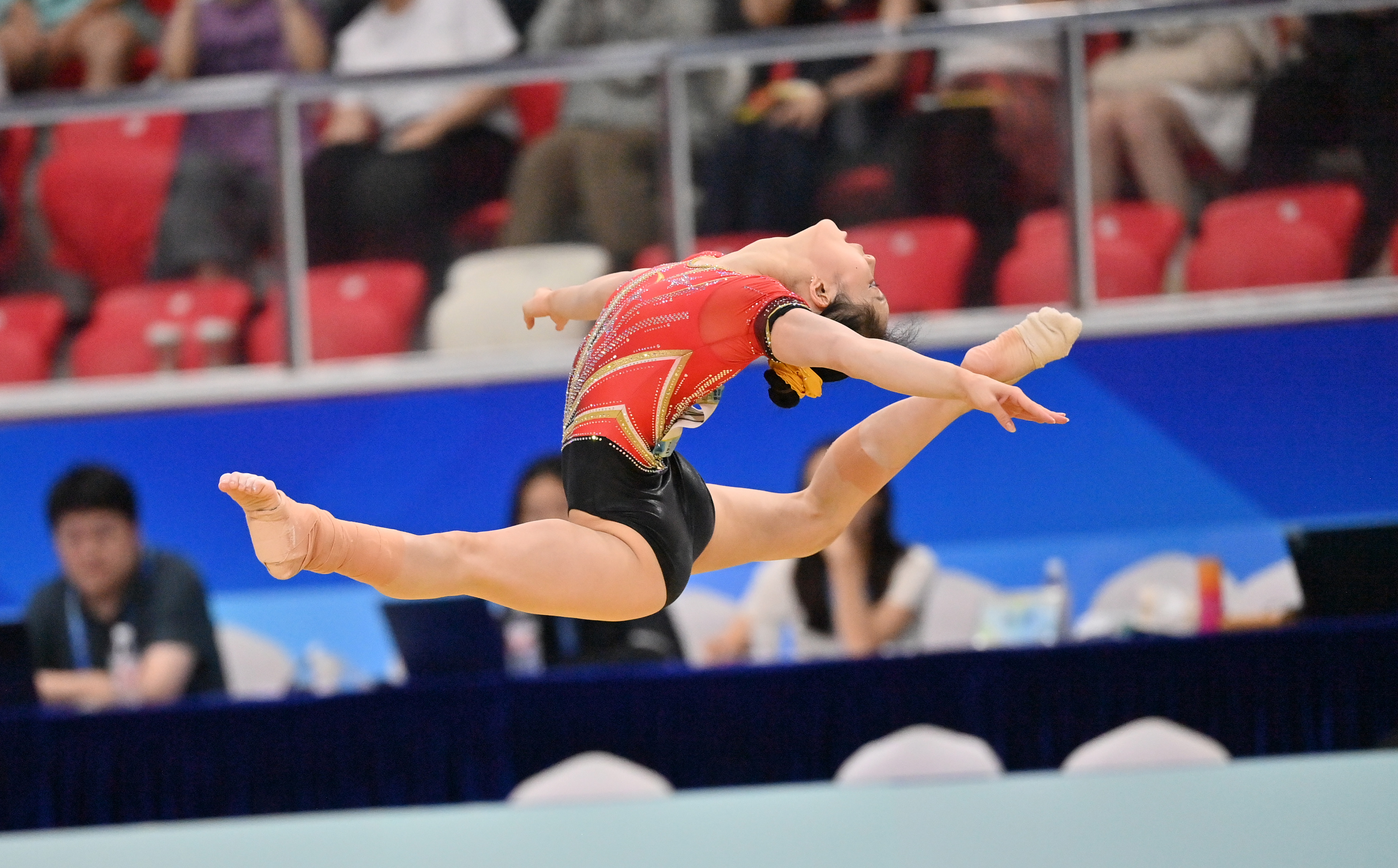 关于体操小组赛落幕，强队悉数晋级的信息