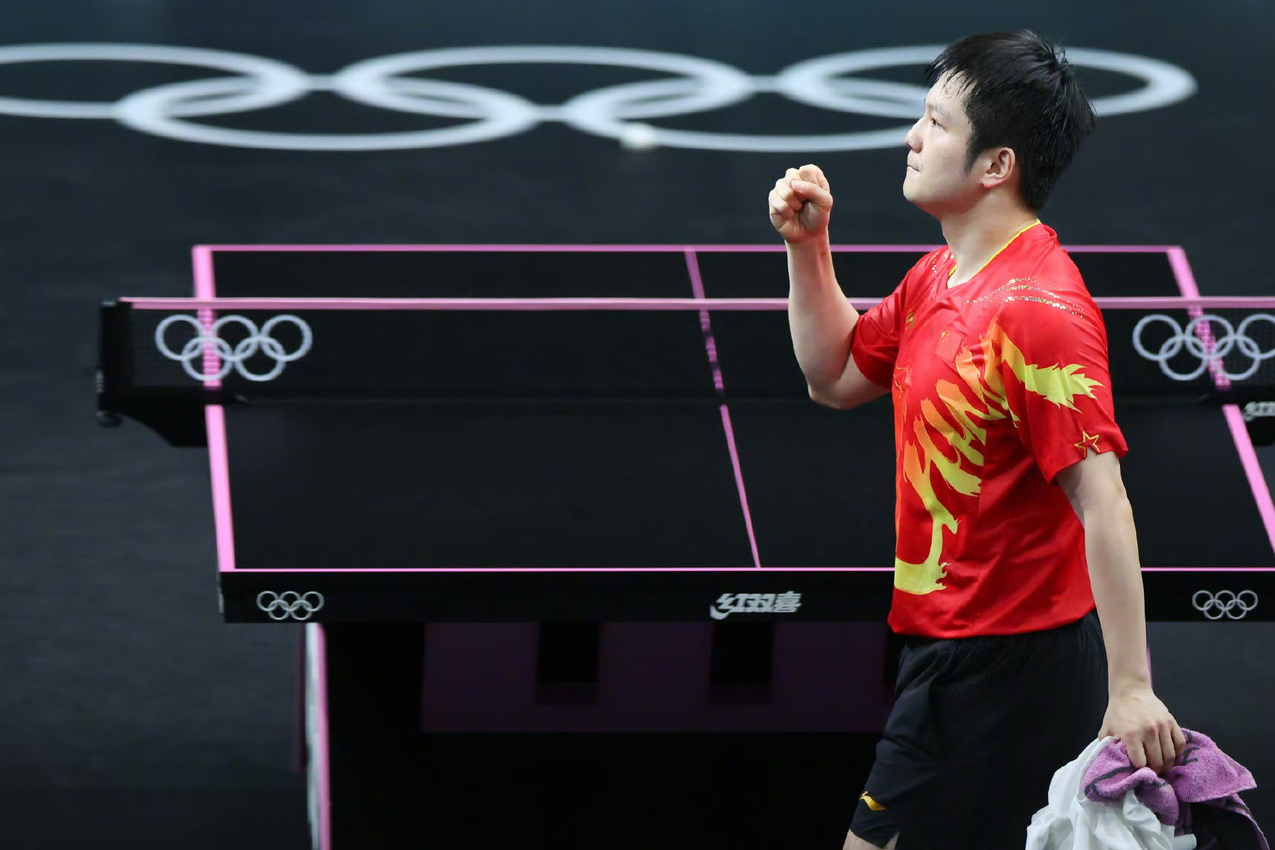 法国队险胜波兰队，奥恰洛夫高光表现