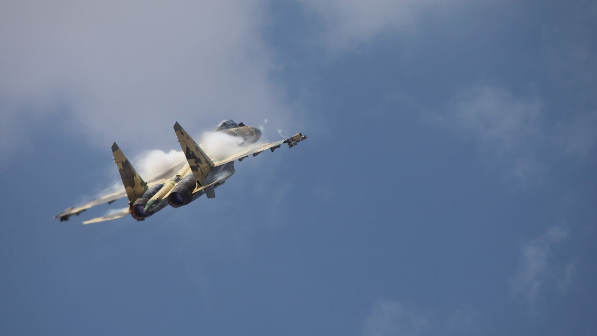 东决关键战焦点，阿尔及利亚爆冷斩落巴西，改写足球史册