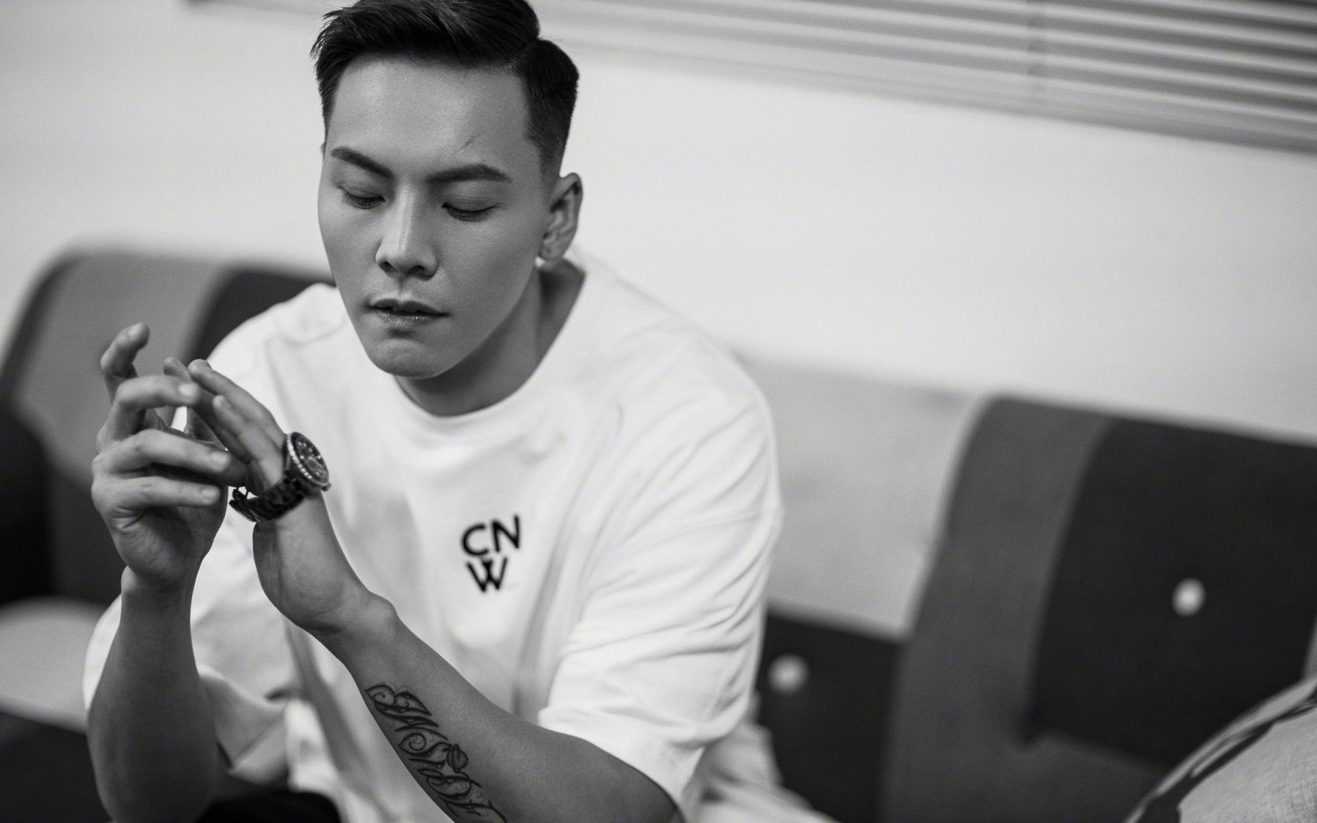 生死战之神!武切维奇西决狂澜接管,魔术碾压骑士晋级总决赛