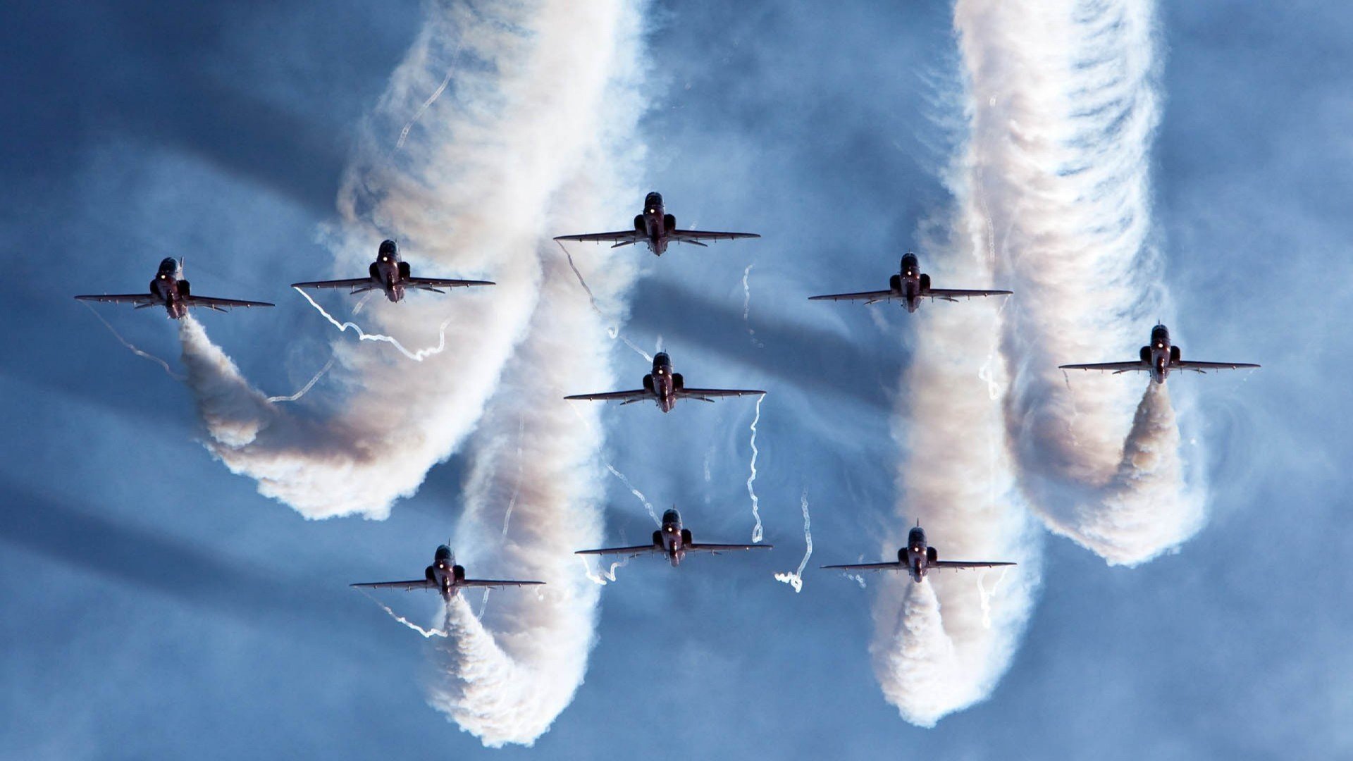 足球巨星在F1之夜，卡塞米罗的全场最佳如何改写争冠结局