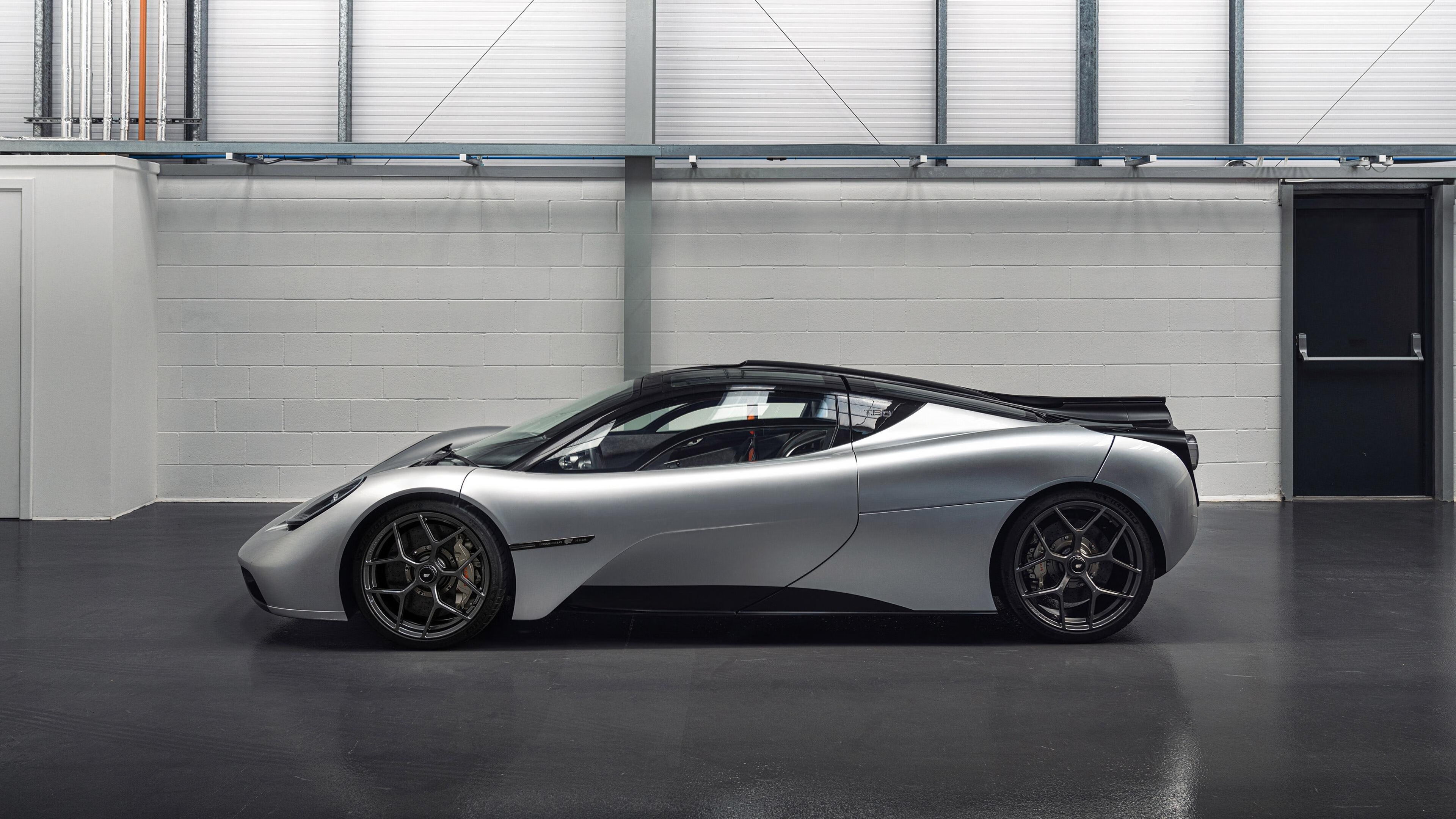 德甲争冠夜悬疑，微表情暴露的胜负手—贝恩